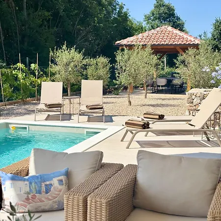 Olea Terra - Mediterranean Comfort & Style *